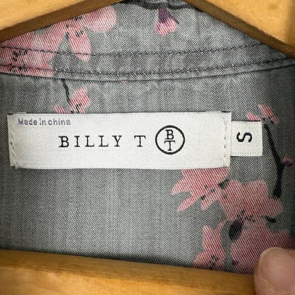 Billy T Women Cherry Blossom Shirt Small Lyocell Roll Tab Floral Preppy Cottage - Picture 5 of 7